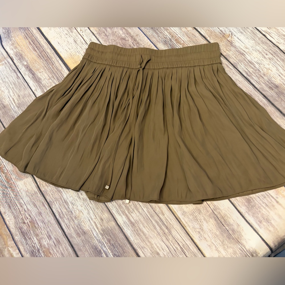 Zara‎ Olive Green Pleated Skirt